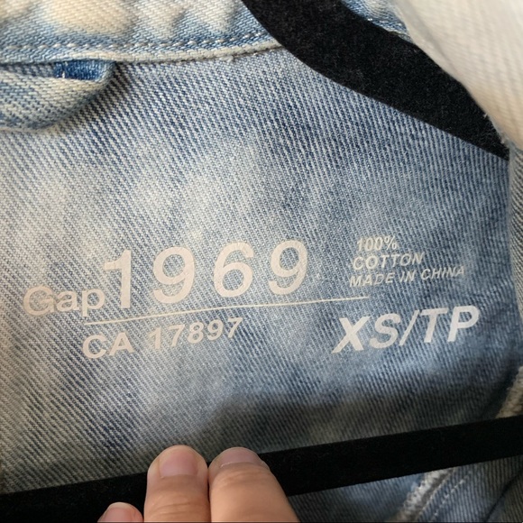 Gap Acid Wash Jean Jacket - Picture 2 of 7